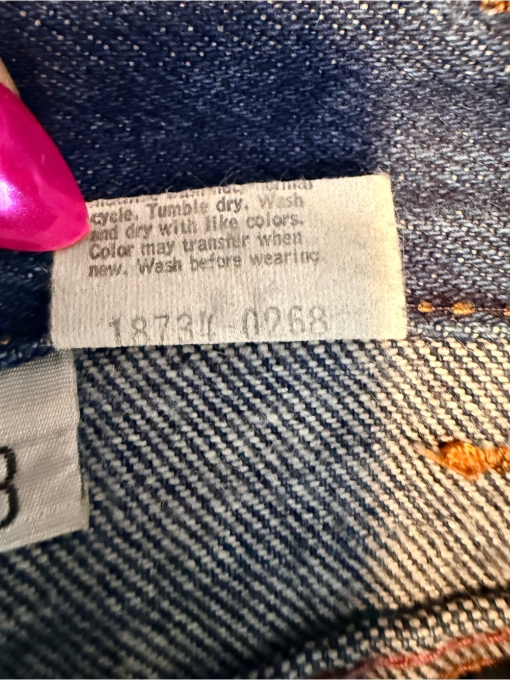 Vintage Levi’s Made in USA High Rise Mom Jeans Dark Wash Tapered Women’s 24 - Picture 6 of 11